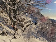 58 La neve fresca e soffice permette una facile divertente discesa